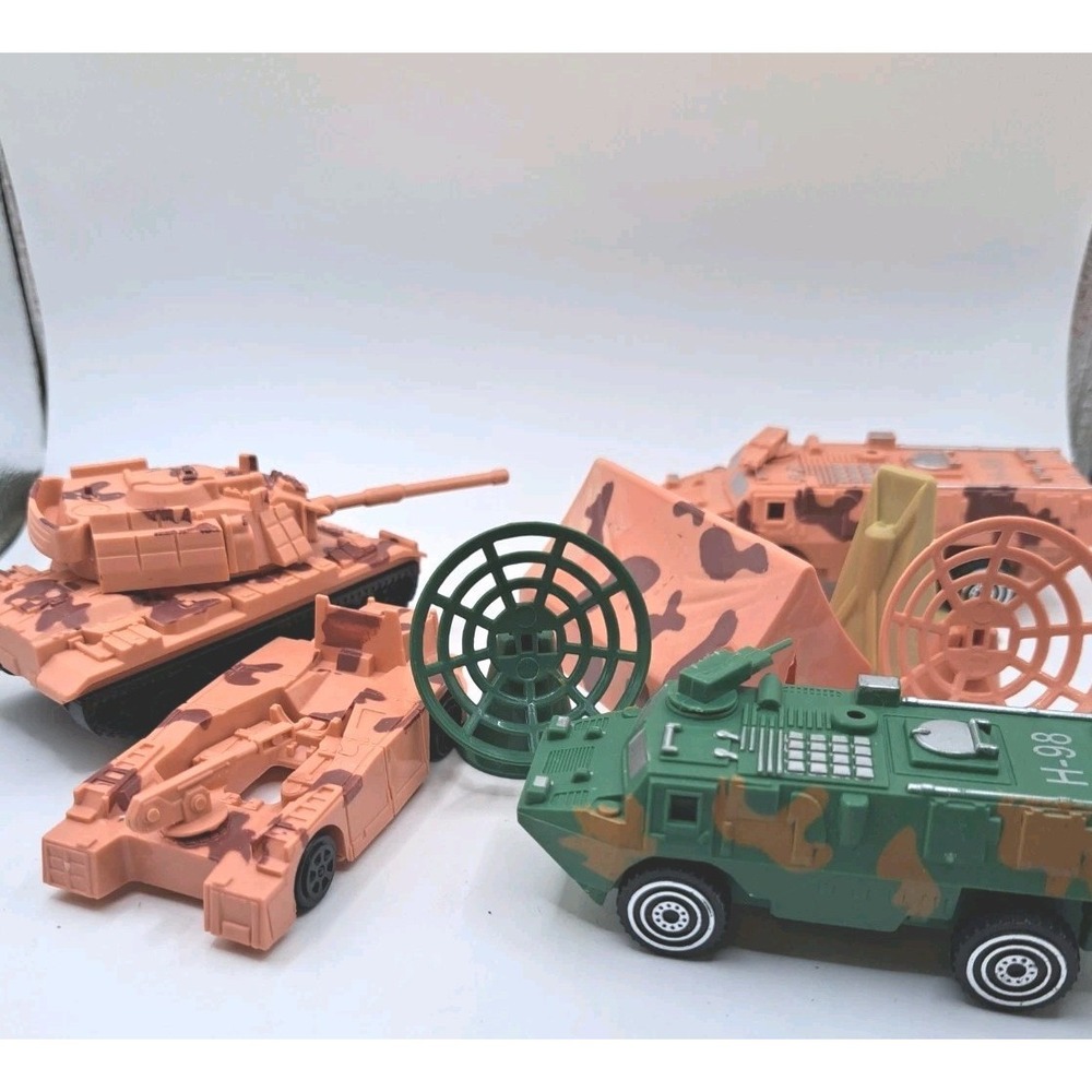 Lot of 60+ Plastic Army Accessories Jeeps Military Signs  Diorama Projects Play